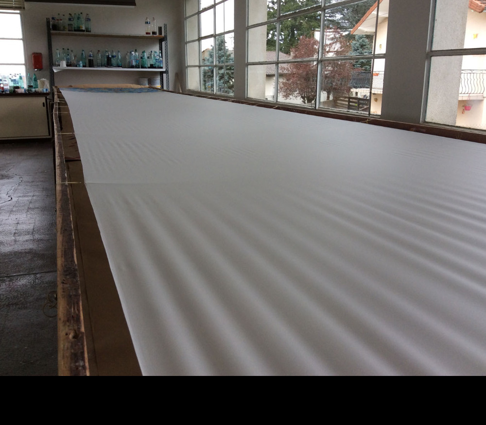 Rouleau soie vierge panne tissu avant peinture